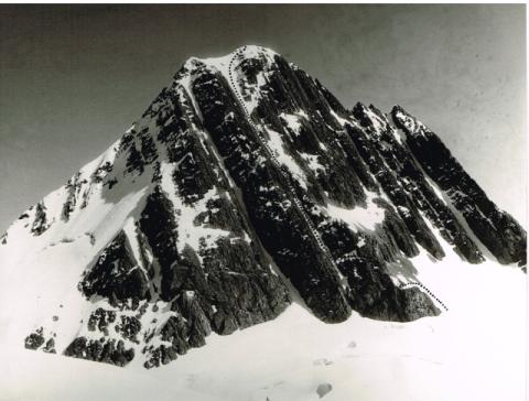 Cerro Warawarani (MT. 5.542)