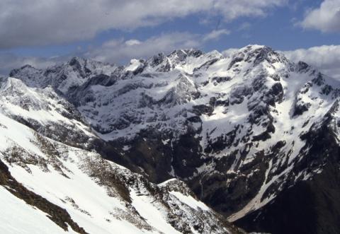 Rifugio Calvi e passo di Valsecca