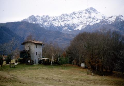 Vista su Orobie da santuario di Altino