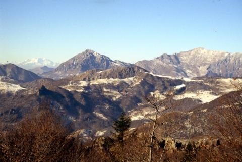 Salita al Cantiglio ed al Cancervo