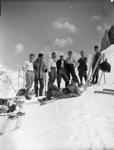 GRUPPO DI "SKIATORI"