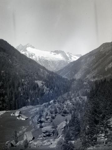 CIMA DI VEZZEDA E DI ROSSO