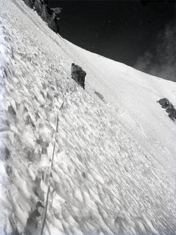 Monte Bianco e Aiguille Pilleret (1946)