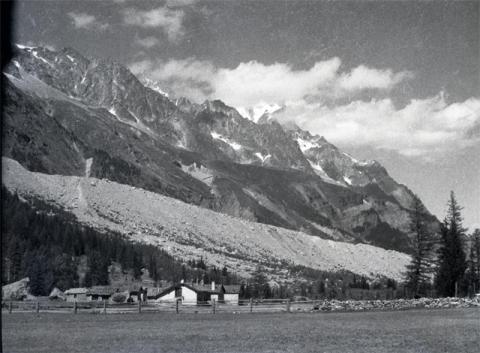 Monte Bianco e Aiguille Pilleret (1946)
