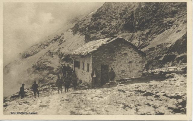 Rifugio della Brunone (2300)