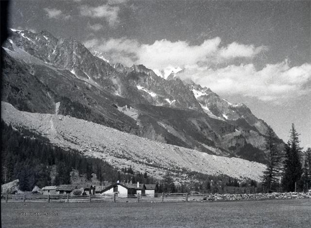Monte Bianco e Aiguille Pilleret (1946)