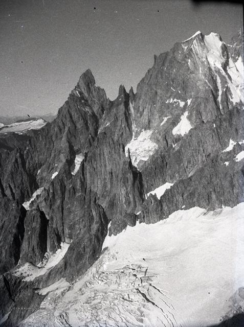 Monte Bianco e Aiguille Pilleret (1946)