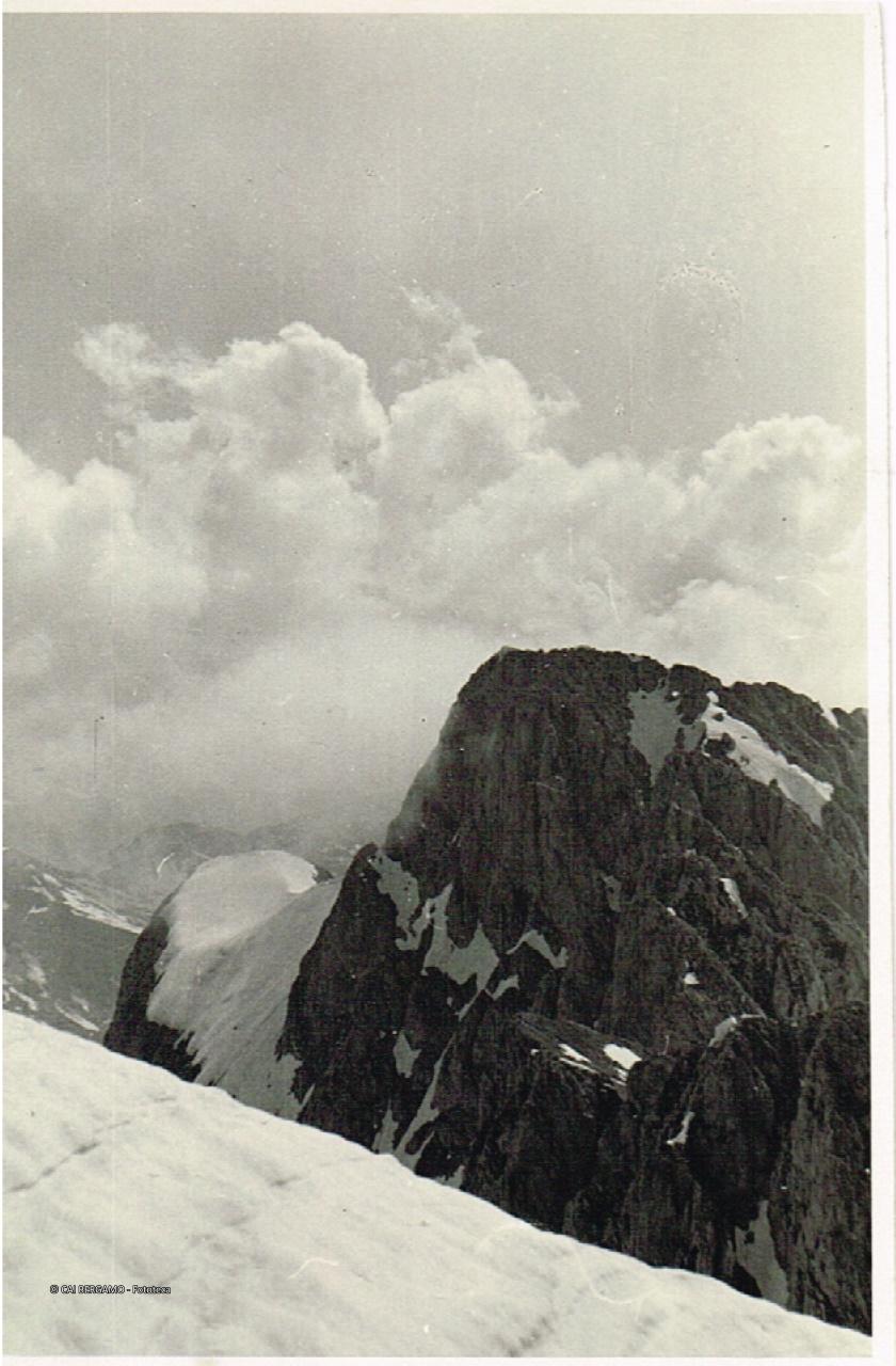 La Presolana Occidentale dalla vetta della Presolana Centrale