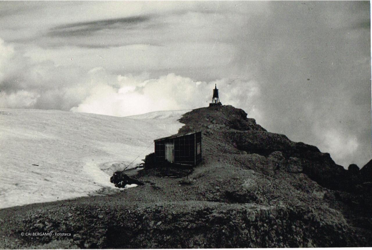 Vetta della Marmolada - Punta Penìa