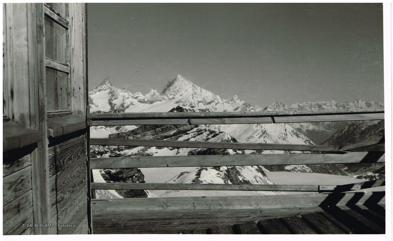 Zinalrothorn e Weisshorn dal Plateau Rosa
