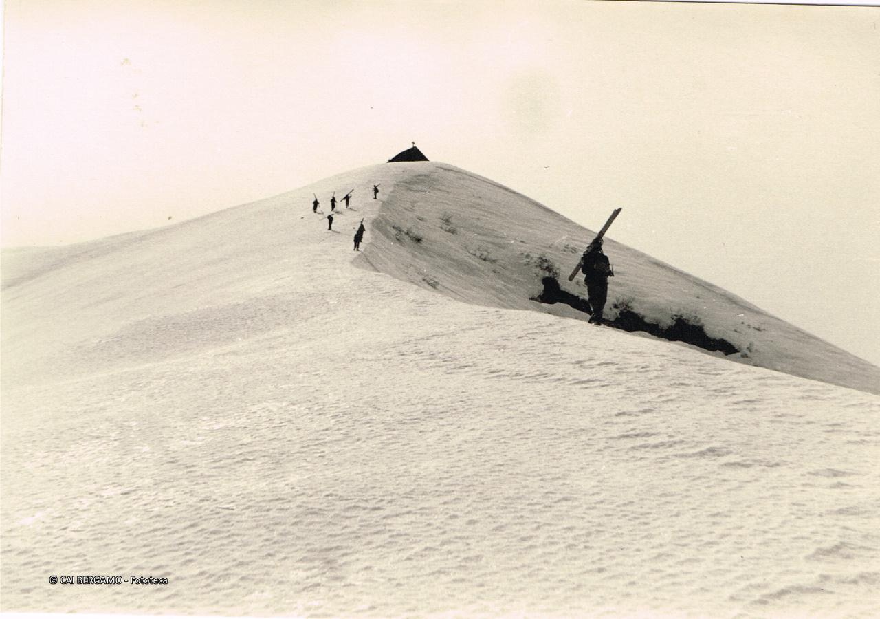 Salendo al Passo della Manina