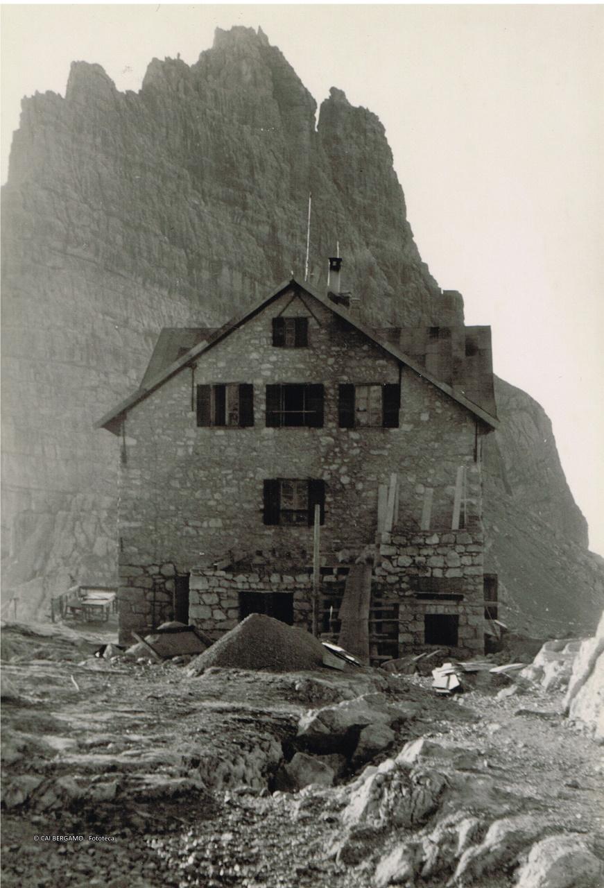 Rif. Pedrotti e il Croz del Rifugio