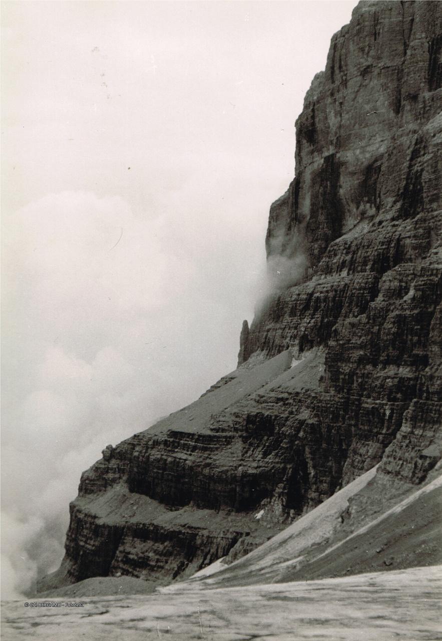Lo spigolo Nord del Crozzon di Brenta dalla Vedretta dei Camosci 