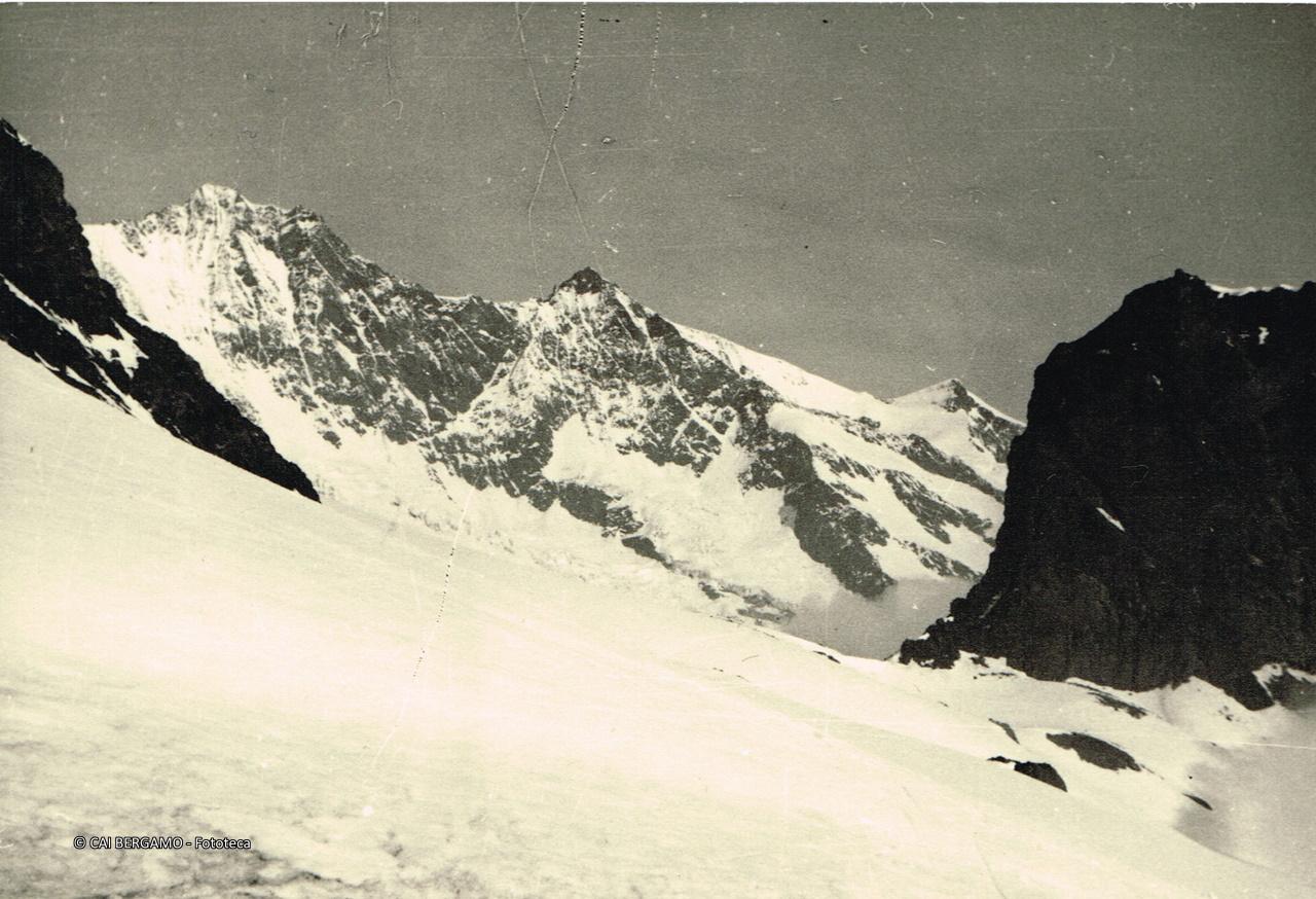 Dom e Lenzspitze dalla Capanna Britannia