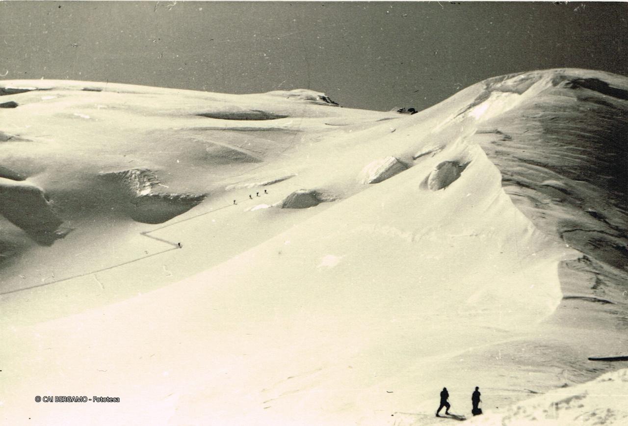Strahlhorn dall'Adlerpass