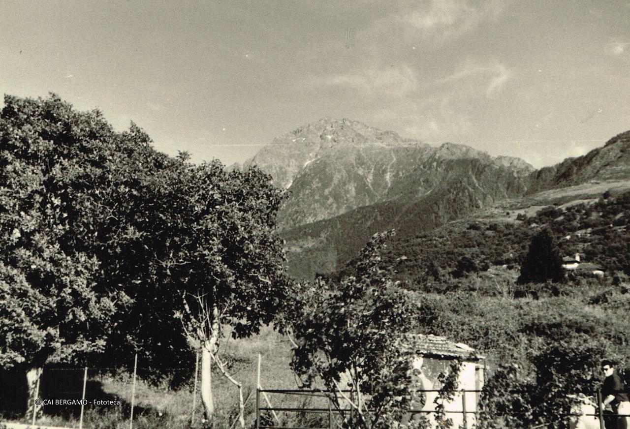 "Il Legnone dal Lago di Piona"