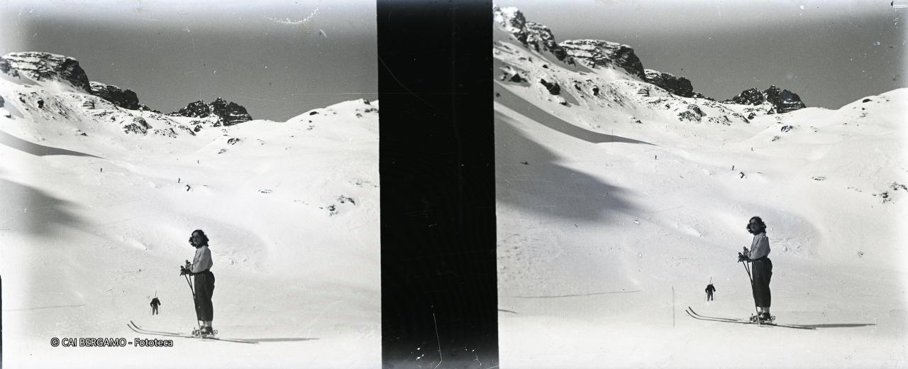 Sciatrice sotto il passo d'Aviasco