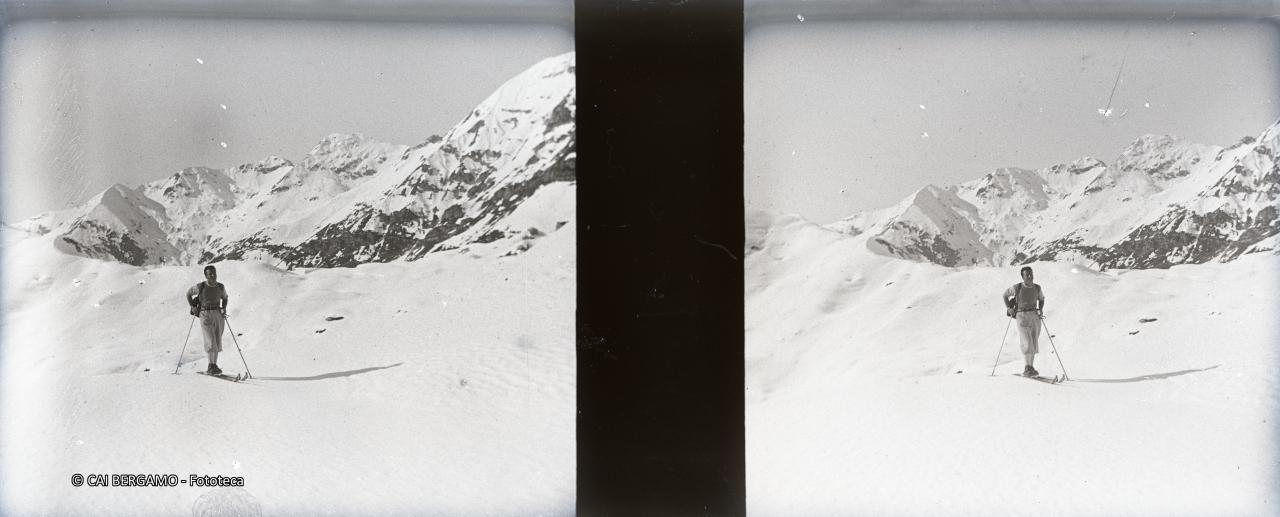 Scialpinista in posa