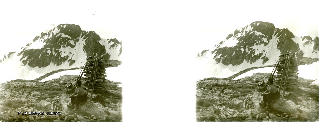 Cima di Grem con sciatrice in primo piano