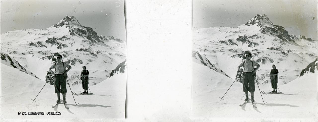 Scialpinisti in salita ed alle spalle  ...