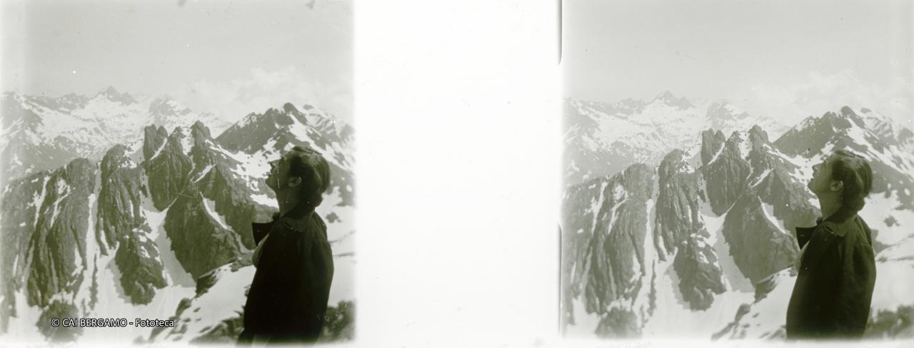 Profilo di signora in vetta con vista su Diavolo, Diavolino e Grabiasca in lontananza