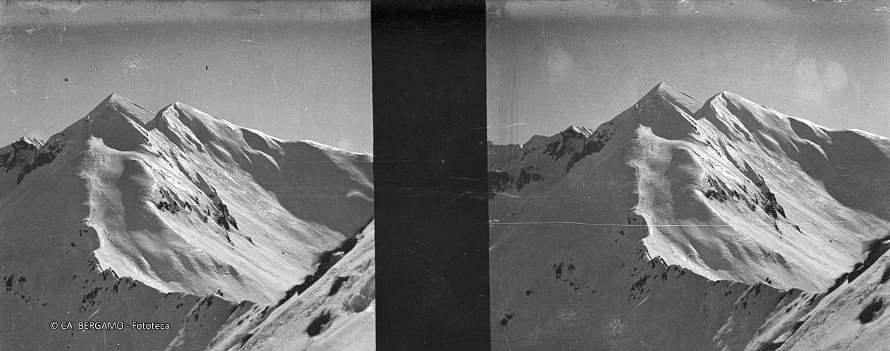 Cima del Siltri (m. 2175), vista dalla Forcella Rossa