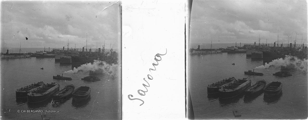 Barche e navi nel porto