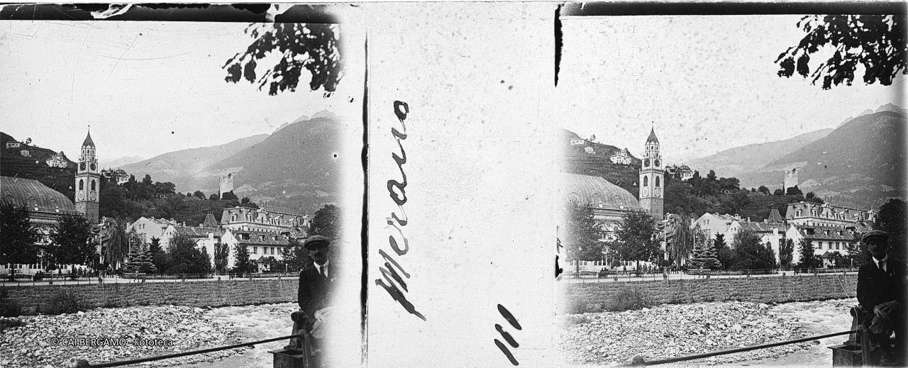 Merano vista dalla sponda opposta del fiume Passirio