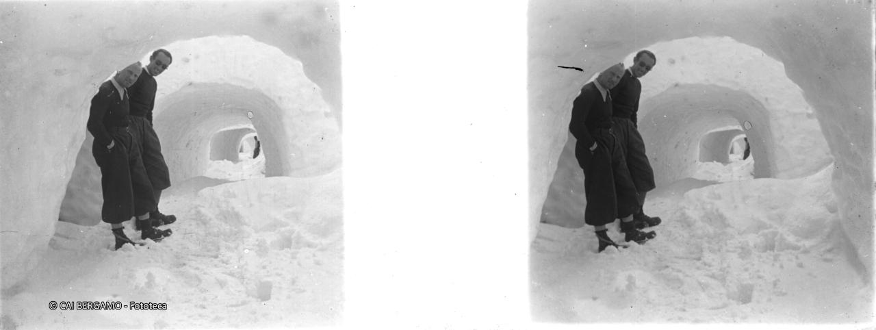 Foto ricordo nelle gallerie scavate nella neve