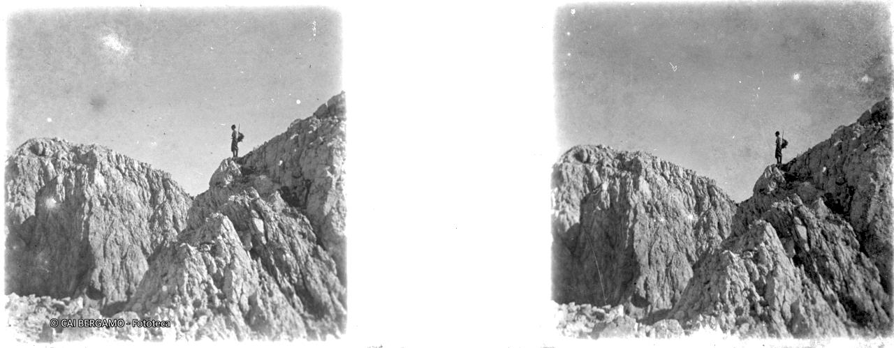 Rocciatore lungo la cresta