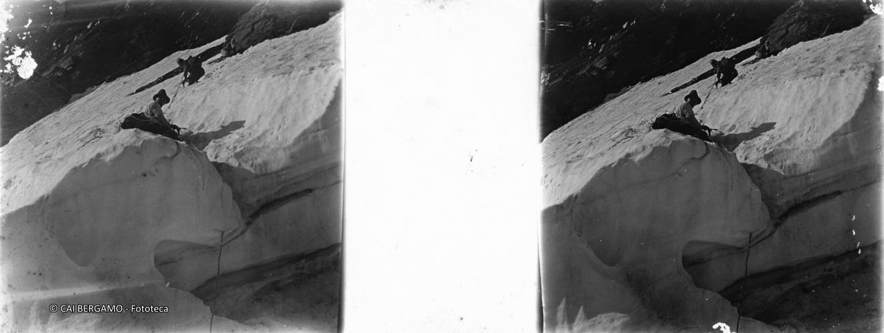 In cordata su ghiacciaio …