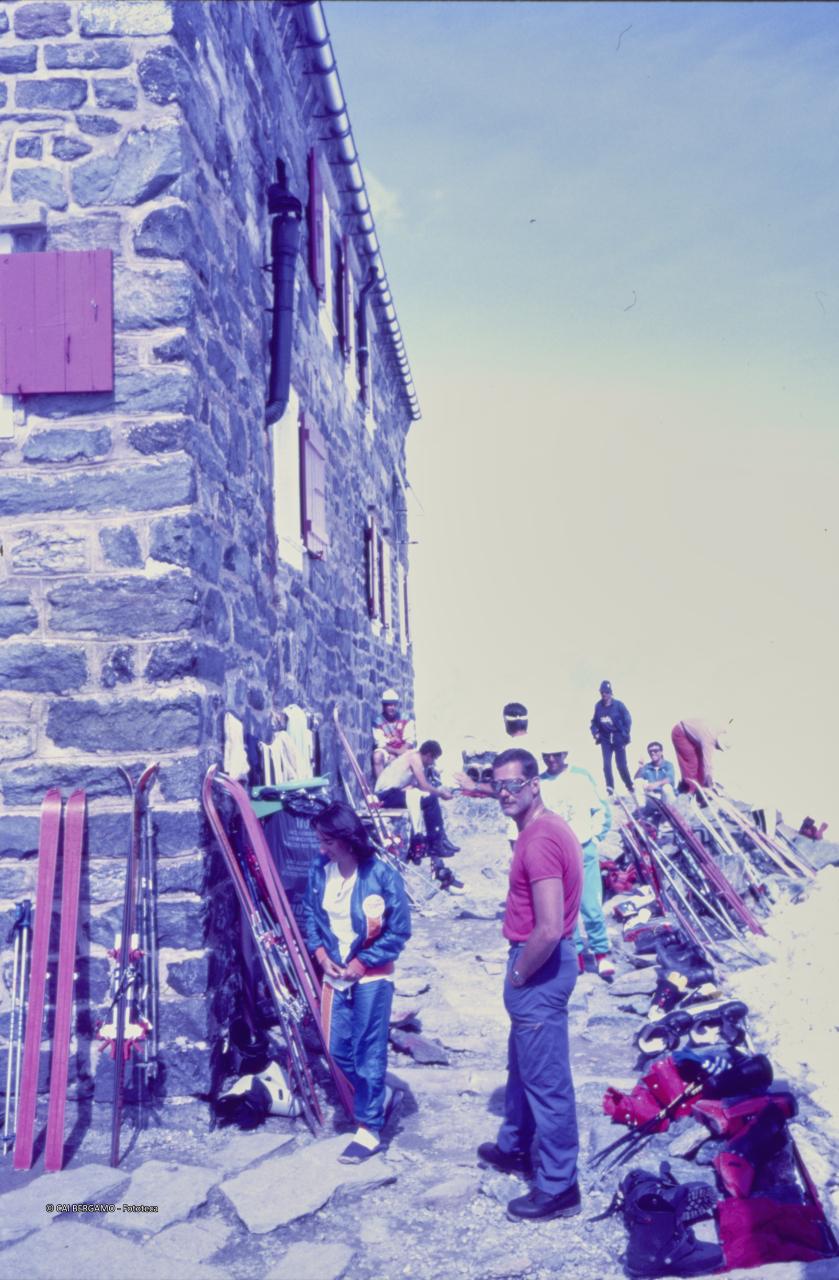 Rifugio Täschhütte