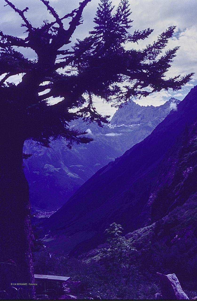 Gross Windgällen al di là della valle