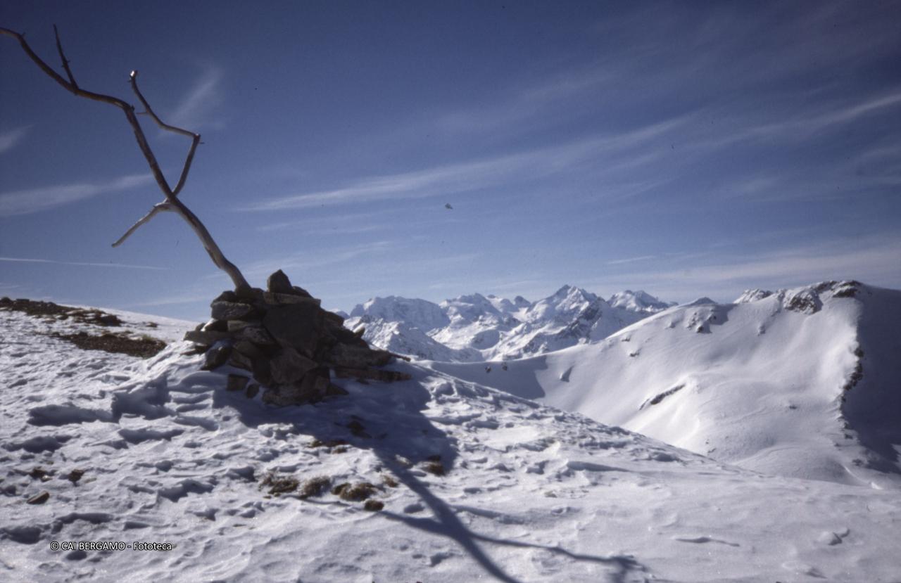 Sosta in vetta al Chüebodenhorn