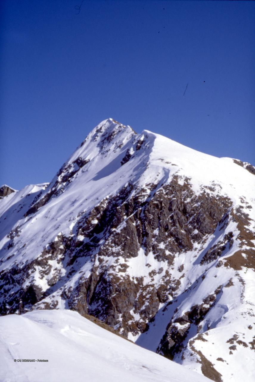 Corno Stella innevato