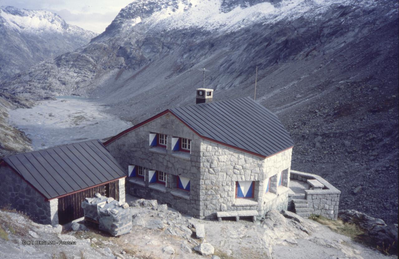 Bachlitalhutte vista esterna dall'alto, ante ampliamento