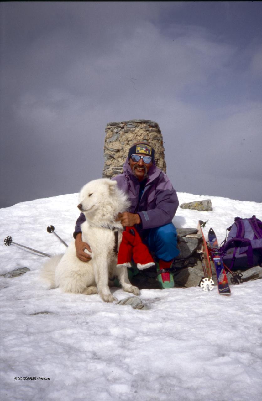 Relax sul Spitzhorli dopo la sciata con la solita compagnia … canina