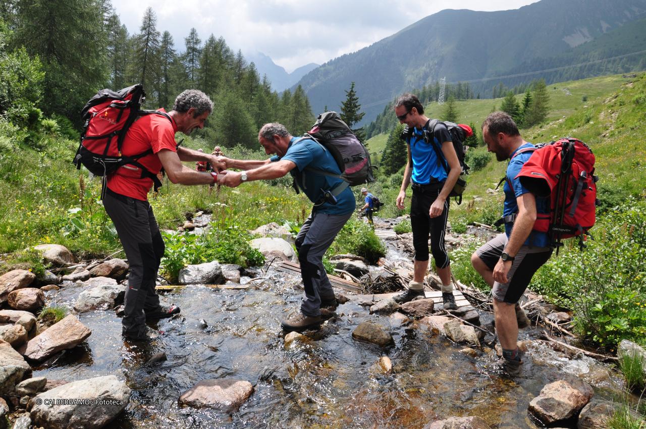 Solidarietà tra istruttori ma sopratutto amici - 1° classificato in "Escursioni Sociali"
