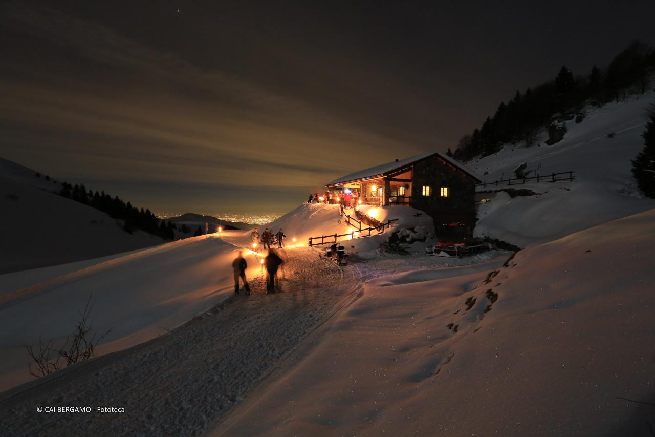 Un giusto ricovero per la notte (ndr: Baita Cornei al Forno) - segnalato in "Ambiente Montano"