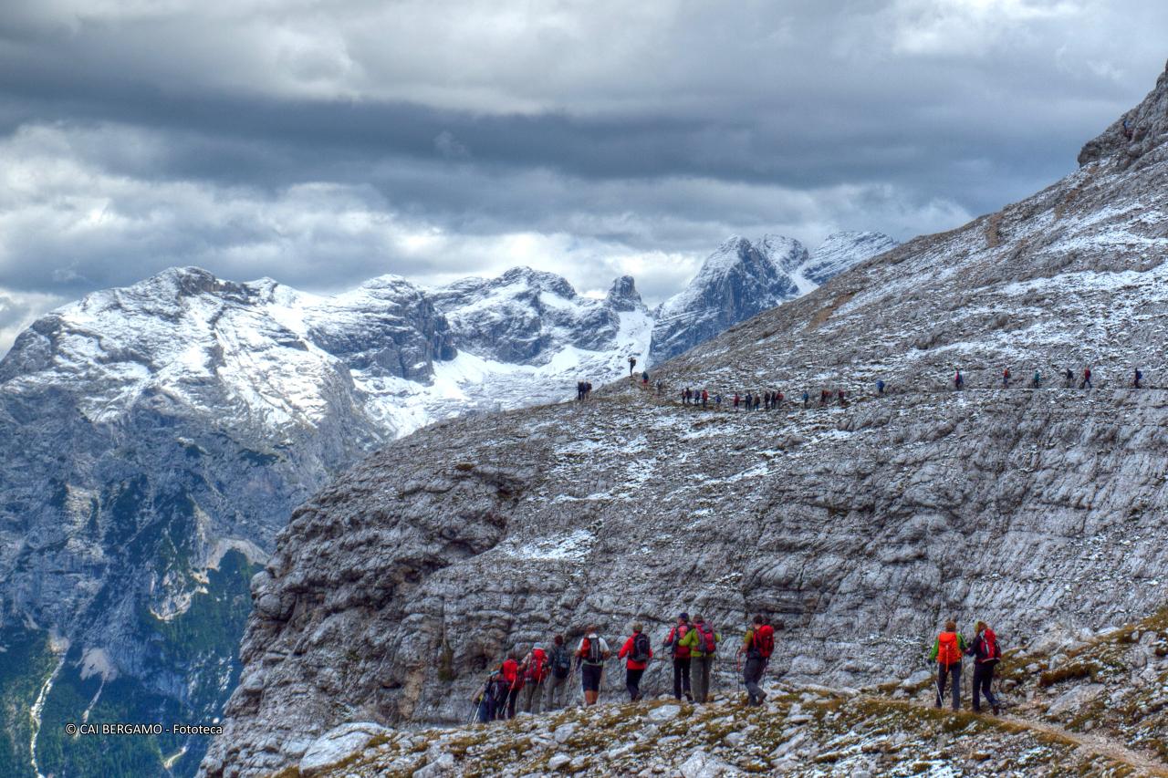 "Doppia fila" - 1° classificato in "Escursioni Sociali"
