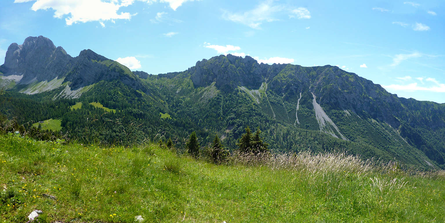 La Presolana, il p.so Olone, la Cima di Bares, il M. Campo e poi viaaaa... verso il Colle di Blum!