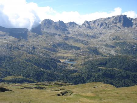 Lago Rotondo, Rifugio Calvi, gruppo del Cabianca e Monte dei Frati visti dal Passo Selletta