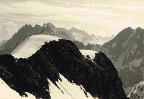 Bivacco Corti e Pizzo Scotes