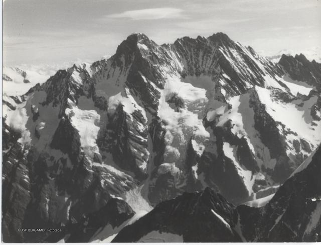 Schreckhorn Lauteraarhorn