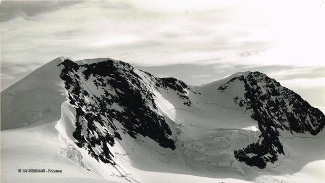 Salendo dal rifugio Sella al Felikjoch