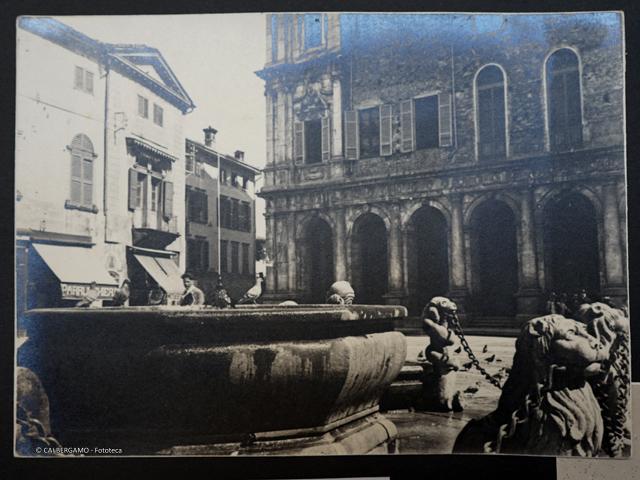 Album Fotografico Nr. 2 - anni 1920/29