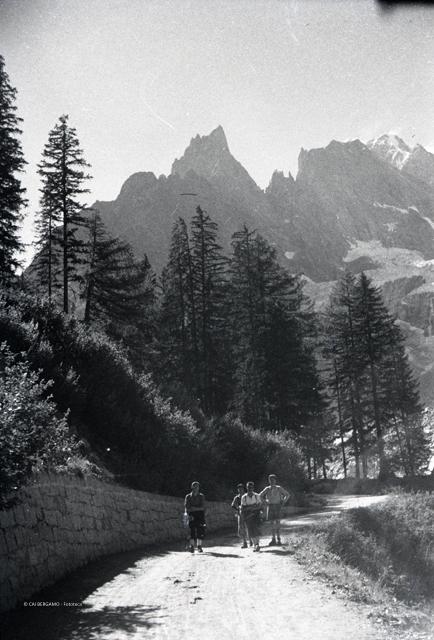 Monte Bianco e Aiguille Pilleret (1946)