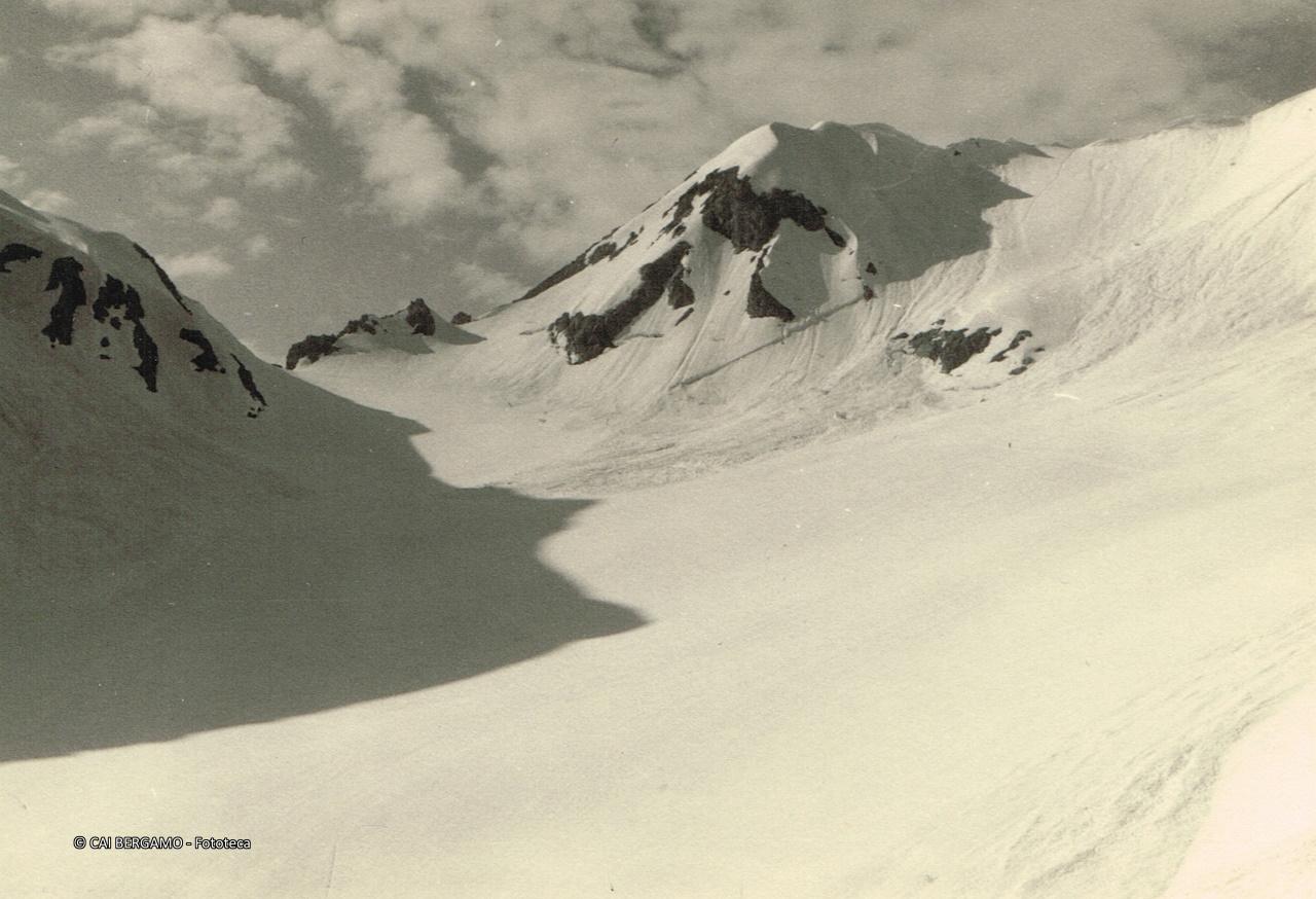 "Passo di Coca e Ghiacciaio del Lupo" 