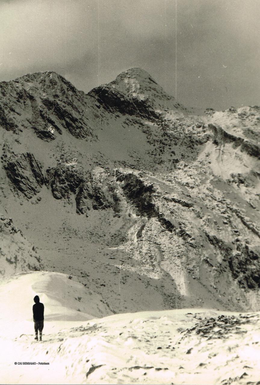 "Sulla cresta del Pizzo Zerna verso il Corno Stella"