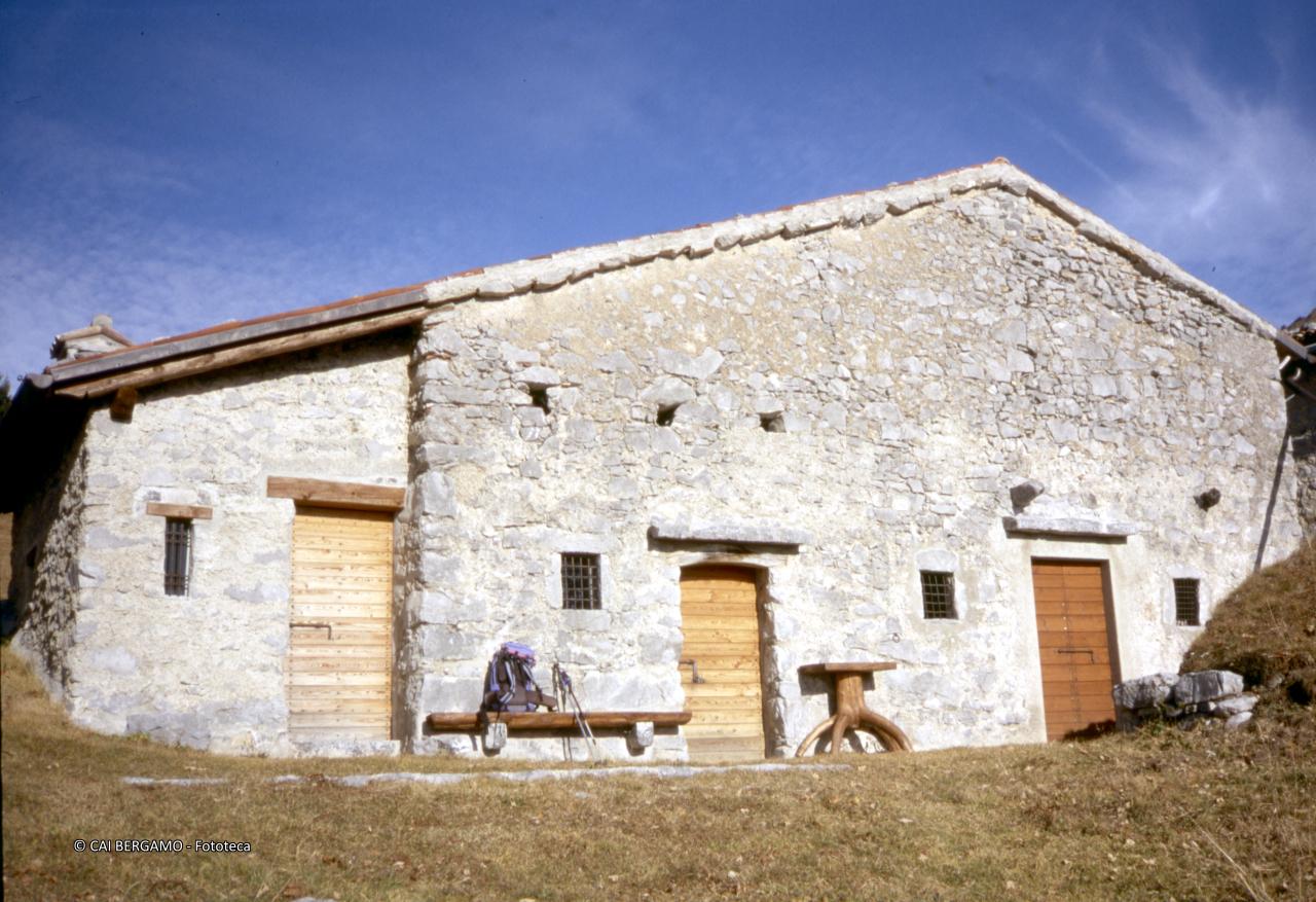 Bella baita in Valzurio, probabile una delle cascine Savaris